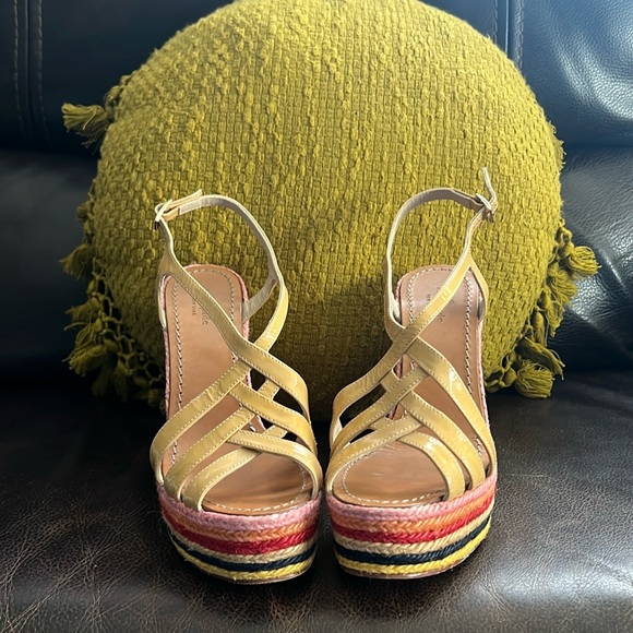 Kate Spade New York Lindsay wedges, size 8. - Picture 2 of 14